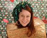 Holly-present_thumb